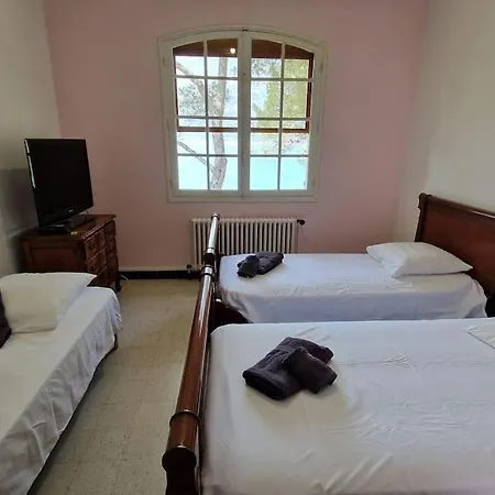 Grande Maison Climatisee Piscine En Bord De Villa *